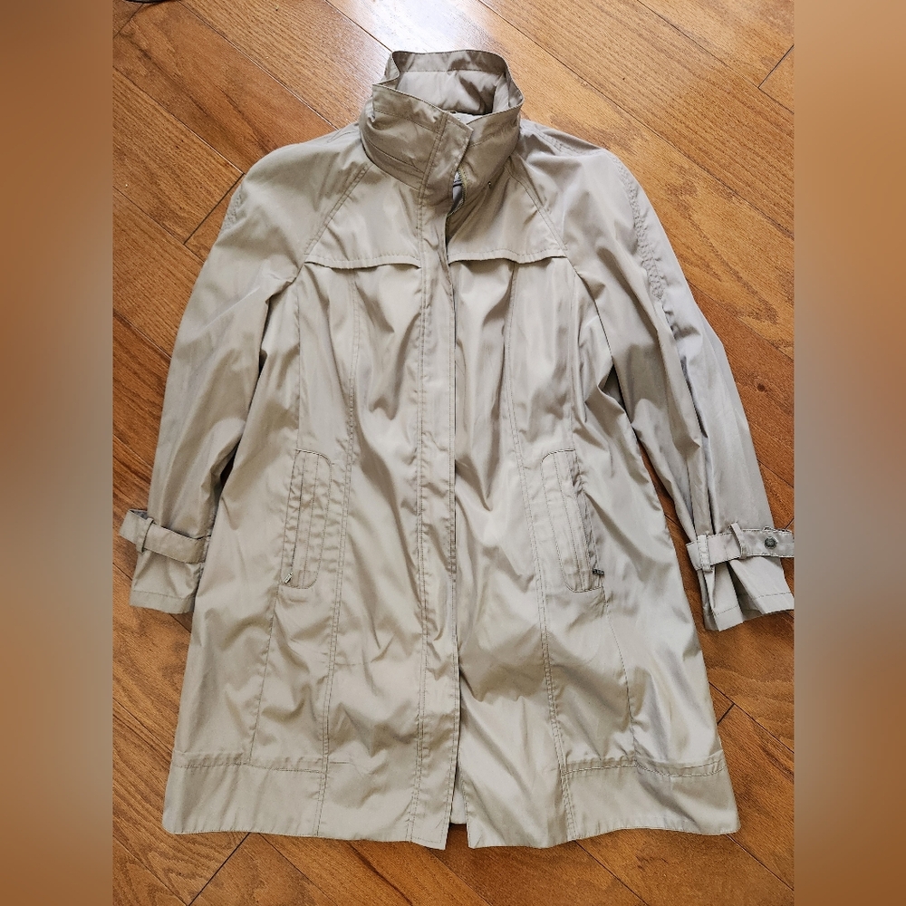 Cole Haan Women's Lightweight Water-resistant Rain Jacket Trench Beige Tan XL